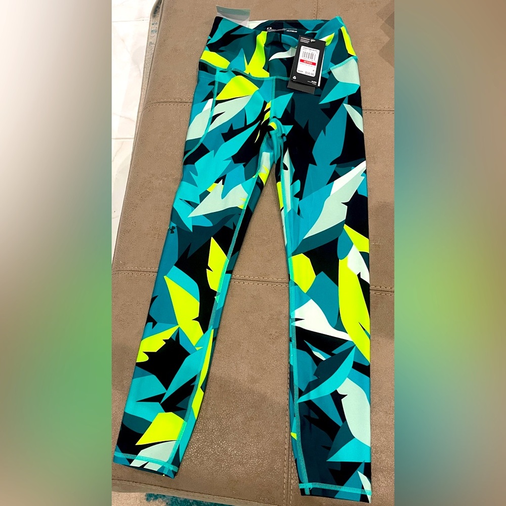 XS Under Armour training tights
